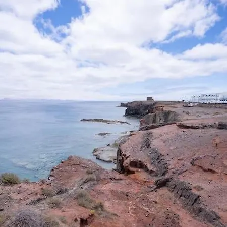 Beautiful In Lanzarote 5 Mins From Marina