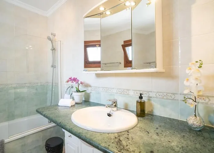 Beautiful In Lanzarote 5 Mins From Marina 펜션 플라야블랑카