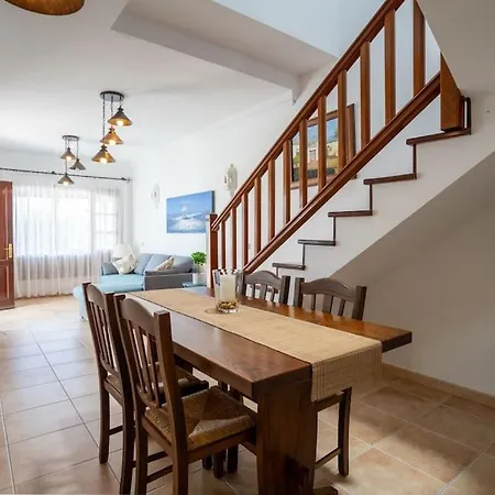 Beautiful In Lanzarote 5 Mins From Marina Dom wakacyjny